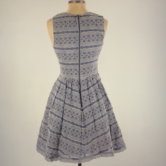 Anthropologie Tracy Reece 4 Eyelet Lace Dress - Picture 5 of 6